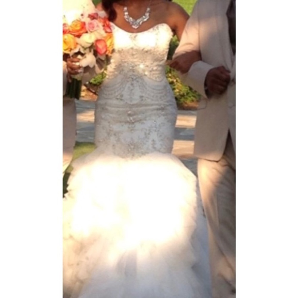 Sottero and Midgley Ivory Raquelle 72743 Wedding Dress w/Mermaid Silhouette - Picture 3 of 16
